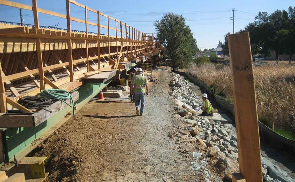 Picture of bridge widening project that Argonaut Ecological Consulting, Inc. worked on.